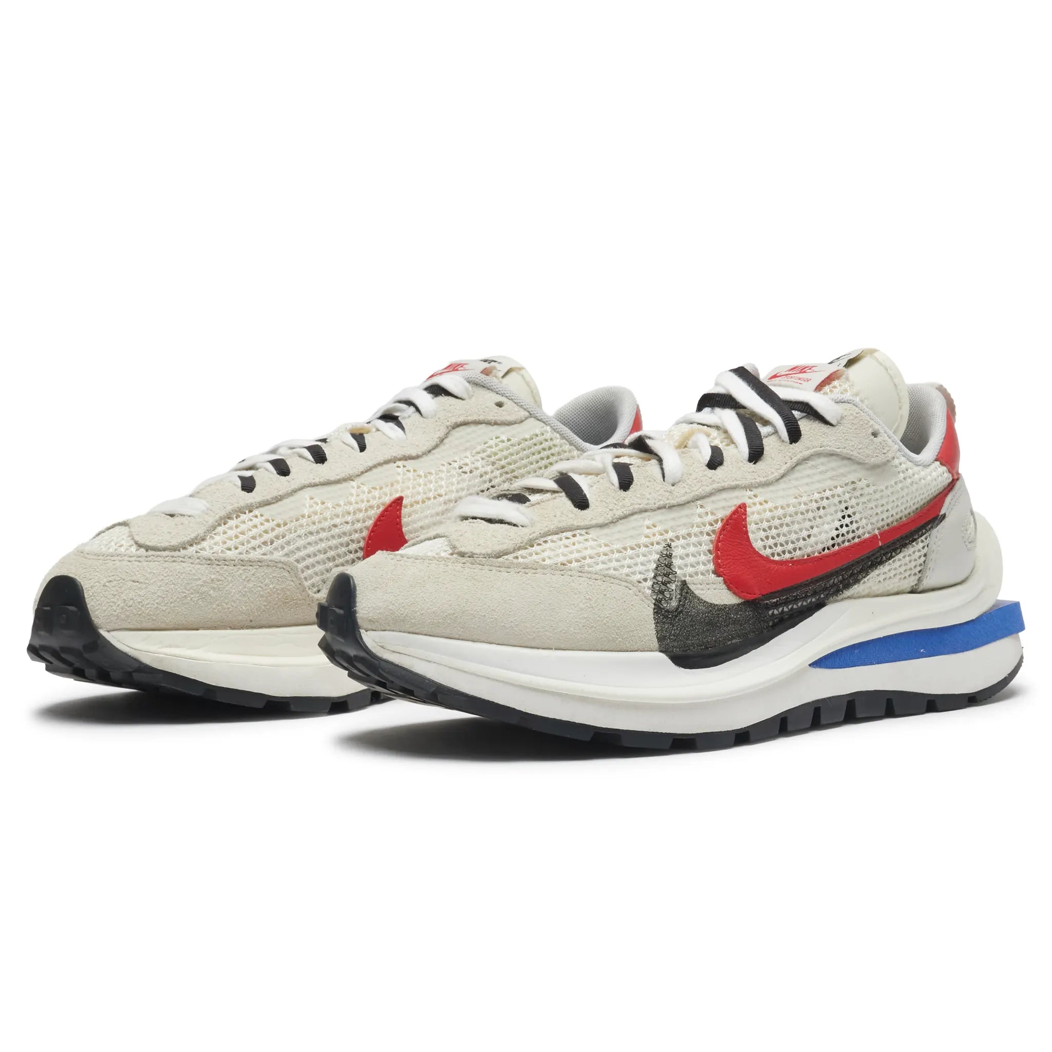 Front Side View of Preloved - Nike x Sacai Vaporwaffle Sail Sport Fuchsia Sneaker CV1363-100